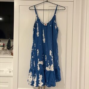 Blue and White Sleeveless Dress